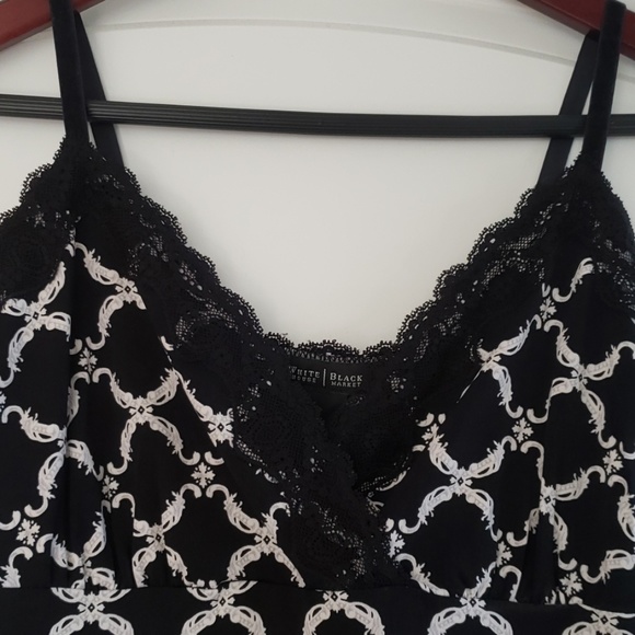 White House Black Market Tank - Picture 2 of 4